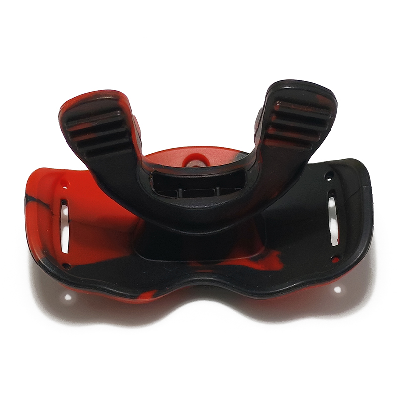Silicone mouthguard lip sleeve